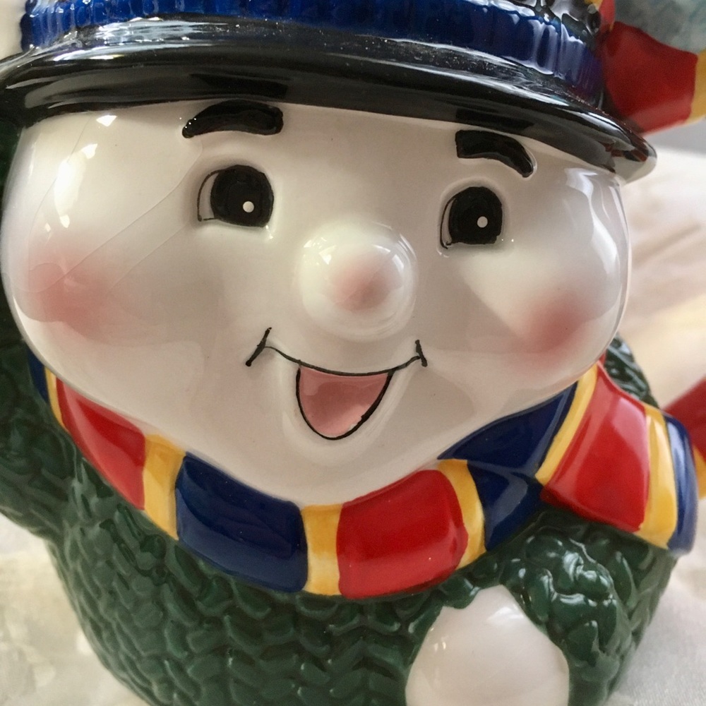 3/$10 NWT Celebrate the Season Snowman Mug